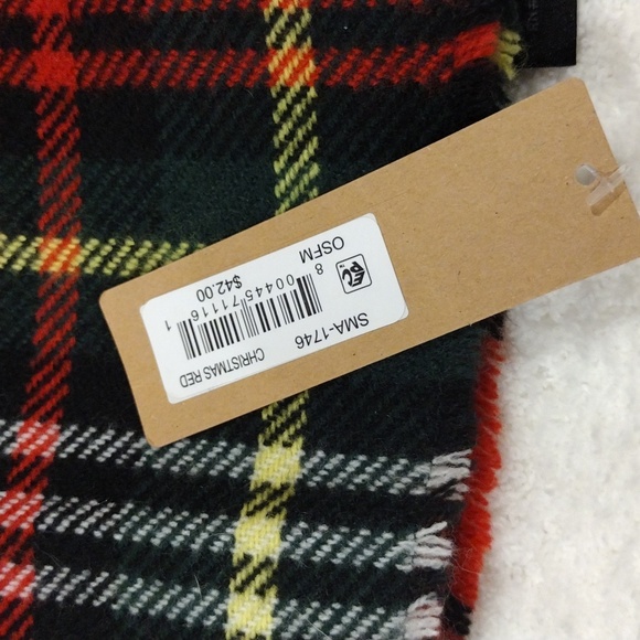 Scarf - Picture 2 of 3